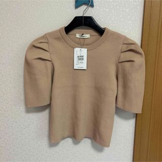 ダブルクローゼット(w closet)の新品未使用　パフスリーブニット(ニット/セーター)