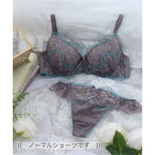 リサマリ(Risa Magli)の新品未使用タグ付き Risa Magli リサマリ エステラ(ブラ&ショーツセット)