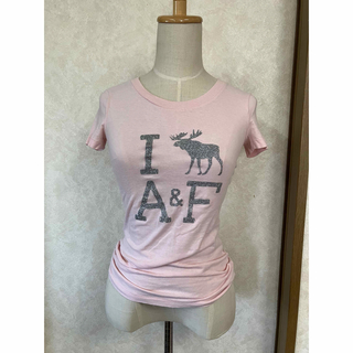 アバクロンビーアンドフィッチ(Abercrombie&Fitch)のA bercrombie & F itch新品タグつきピンクTシャツ小さいサイズ(Tシャツ(半袖/袖なし))