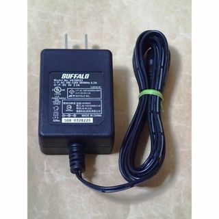 バッファロー(Buffalo)の[ BUFFALO USBバスパワー ACアダプター AC-DC5 BK ](PC周辺機器)