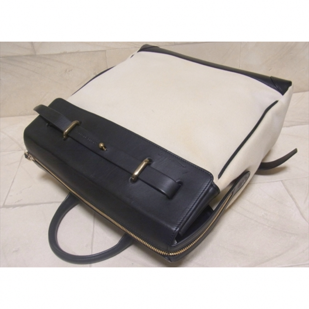 GLOBE-TROTTER - GLOBE TROTTER グローブトロッター レザー GLOBE-TROTTER - GLOBE TROTTER グローブトロッター レザー