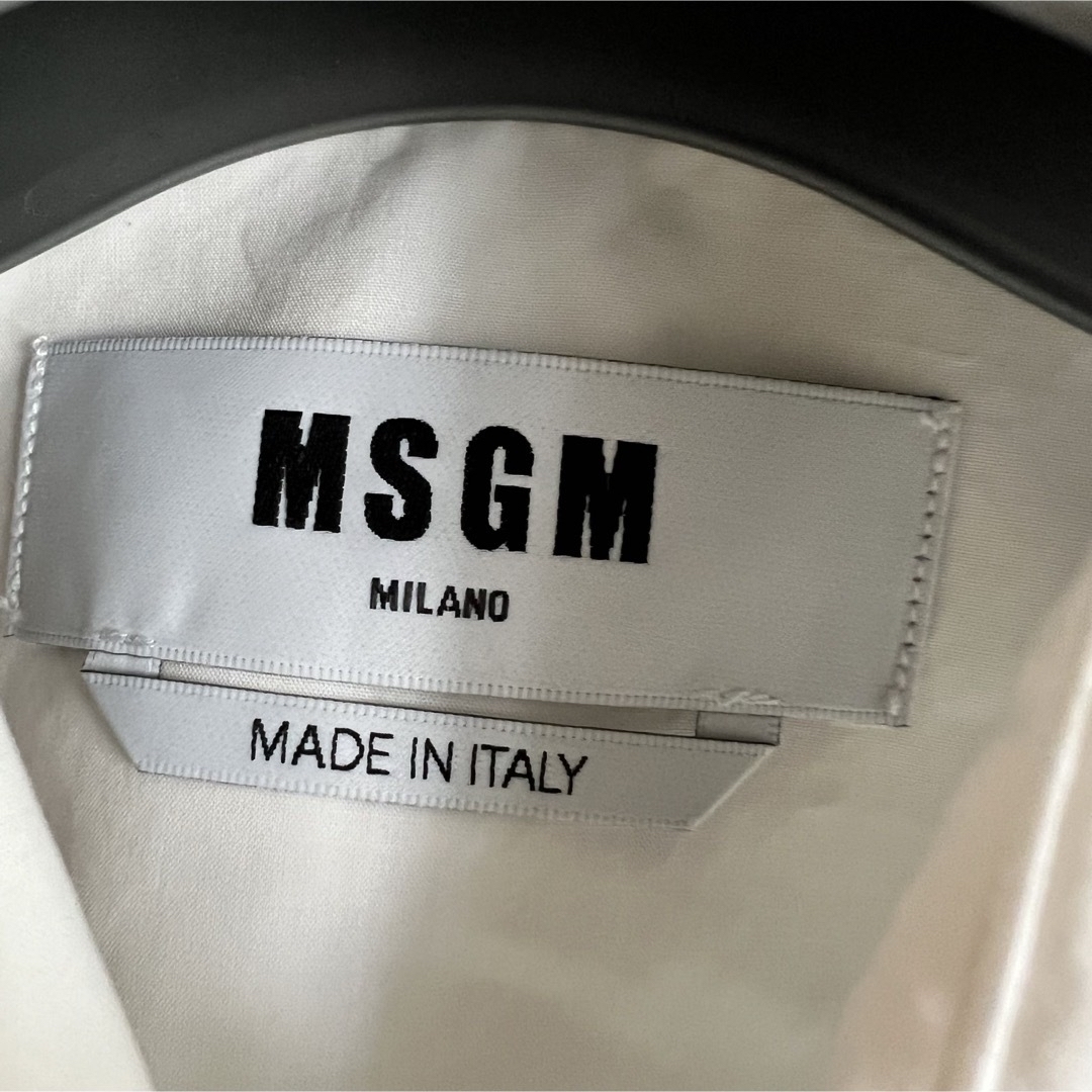 MSGM - MSGM リボンディテール クロップド シャツの通販 by MSGM - MSGM リボンディテール クロップド シャツの通販 by