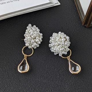 033 つぶつぶパール×クリアガラスチャームのピアス/イヤリング(ピアス)