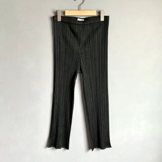 プリーツプリーズイッセイミヤケ(PLEATS PLEASE ISSEY MIYAKE)のPLEATS PLEASE ブラックパンツ イッセイミヤケ プリーツプリーズ(カジュアルパンツ)