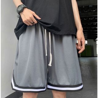 【再入荷】メンズ　パンツ　グレー　XL　スポーツ　新品　オーバーサイズ　韓国(ショートパンツ)