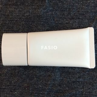 ファシオ(Fasio)のFASIO　エアリースデイ　BBティントUV(BBクリーム)