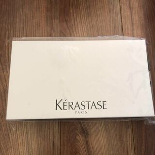 KERASTASE - ケラスターゼ 　ヘアブラシ　2本セット