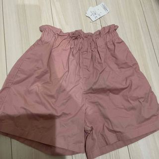 西松屋　新品ショートパンツ130