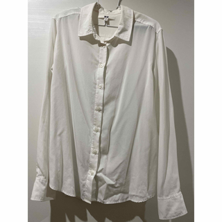 ユニクロ(UNIQLO)のUNIQLO Yシャツ予備ボタン付き(シャツ/ブラウス(長袖/七分))