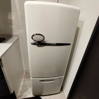 パナソニック(Panasonic)のWill FRIDGE mini 冷蔵庫 NR-B162R-W（送料込）(冷蔵庫)