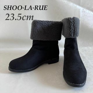 シューラルー(SHOO・LA・RUE)の定価5,498円‼️様々なスタイルに◎2way ミドルフェイクボアブーツ ブラッ(ブーツ)