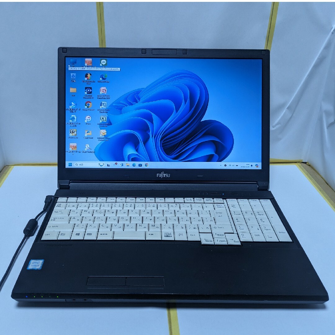 すぐ使えるWindows11ノートパソコン i3.SSDで快適 初心者向け すぐ使えるWindows11ノートパソコン i3.SSDで快適 初心者向け