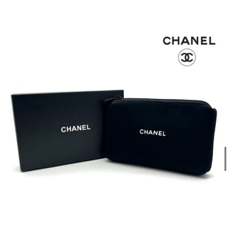 シャネル(CHANEL)のシャネル ノベルティブラック　化粧ポーチ CHANEL　黒　非売品　新品未使用(ポーチ)