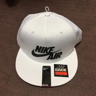 ナイキ(NIKE)の未使用！NIKE AIR★キャップ★白(キャップ)