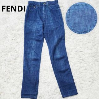 フェンディ(FENDI)の【FF総柄】フェンディ ジーンズ ズッカ柄 レディース 28インチ 金ボタン(デニム/ジーンズ)