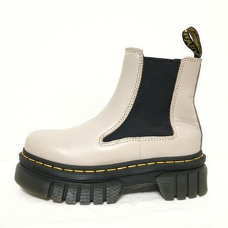 ドクターマーチン(Dr.Martens)のDr.Martens(ドクターマーチン) ショートブーツ UK4 レディース - ベージュ×黒 サイドゴア レザー×化学繊維(ブーツ)