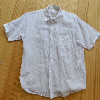 ジーユー(GU)のメンズ　半袖シャツ　GU(Tシャツ/カットソー(半袖/袖なし))