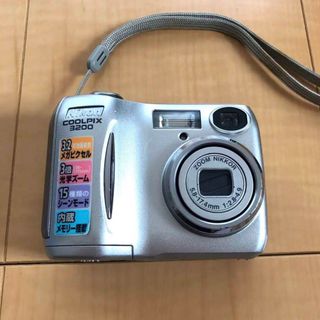 Nikon - Nikon COOLPIX 3200