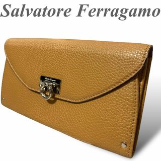 サルヴァトーレフェラガモ(Salvatore Ferragamo)の【美品】サルヴァトーレフェラガモ　長財布　ガンチーニ　キャメル　シルバー金具(財布)