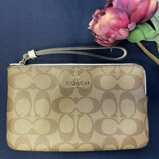 コーチ(COACH)のCOACH コーチ ポーチ カーキサドル(ポーチ)