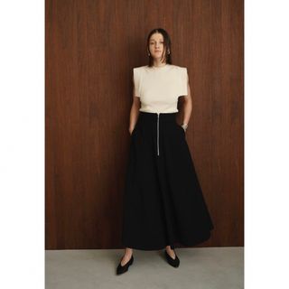 クラネ(CLANE)のCLANE W FACE FRONT ZIP FLARE SKIRT(ロングスカート)