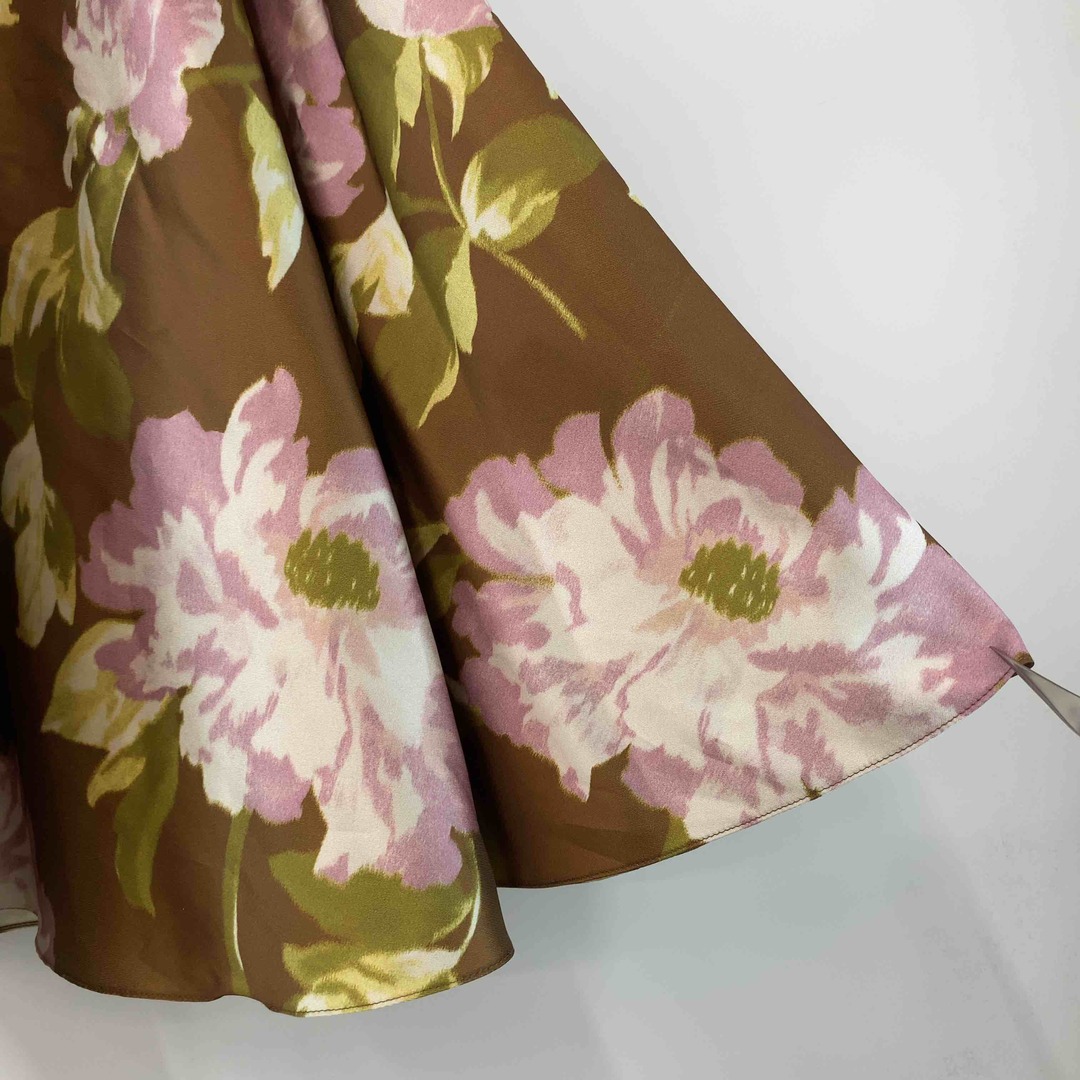 ROCHAS ロシャスイタリア製花柄ひざ丈スカート