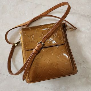 ルイヴィトン(LOUIS VUITTON)のルイヴィトン　ヴェルニ・モット　ショルダーバッグ(ショルダーバッグ)