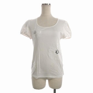 トゥービーシック(TO BE CHIC)のトゥービーシック Tシャツ カットソー スパンコール フラワーモチーフ 2(Tシャツ(半袖/袖なし))