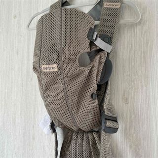 ベビービョルン(BABYBJORN)のベビービョルン　ベビーキャリア MINI Air メッシュ グレーベージュ(抱っこひも/おんぶひも)