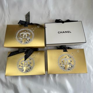 CHANEL - 【CHANEL　シャネル】　ホリデー限定ギフトボックス