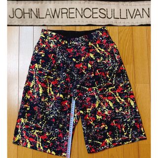 ジョンローレンスサリバン(JOHN LAWRENCE SULLIVAN)の外観ほぼ新品未使用！　ジョンローレンスサリバン　ペイントハーフパンツ　サイズ36(ショートパンツ)