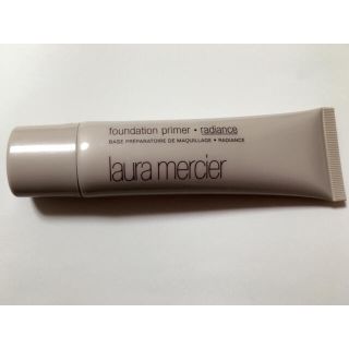 ローラメルシエ(laura mercier)のファンデーションプライマー(化粧下地)