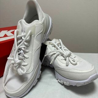 ナイキ(NIKE)のナイキ　ウィメンズ　リアクト　リピジョン　DQ5188-100 ホワイト　26(スニーカー)