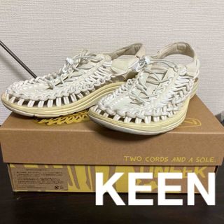 キーン(KEEN)のKEEN ユニーク　サンダル　ホワイト　28cm(サンダル)