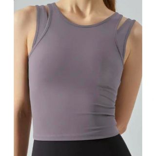 ルルレモン(lululemon)のalo yoga カップ付　タンクトップ　M（サイズ6）(Tシャツ(半袖/袖なし))