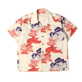 サンサーフ(Sun Surf)の美品 SUN SURF サンサーフ シャツ サイズ:M 21SS 唐獅子牡丹 コットン アロハシャツ SPECIAL EDITION / KARAJISHI オフホワイト 日本製 トップス ハワイアンシャツ カジュアル 半袖【メンズ】【中古】(シャツ)