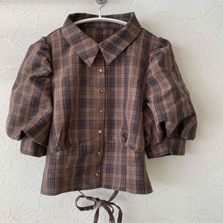 オリーブデオリーブ(OLIVEdesOLIVE)の美品 OLIVE des OLIVE  チェックコンパクトシャツ   Fサイズ (シャツ/ブラウス(半袖/袖なし))