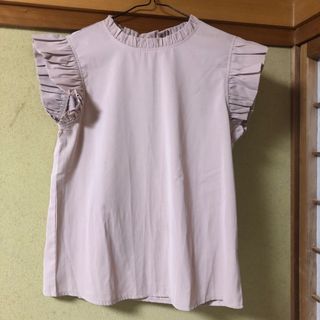 シーイン(SHEIN)のSHEIN 半袖　ブラウス　フリル　ビジネスカジュアル(シャツ/ブラウス(半袖/袖なし))