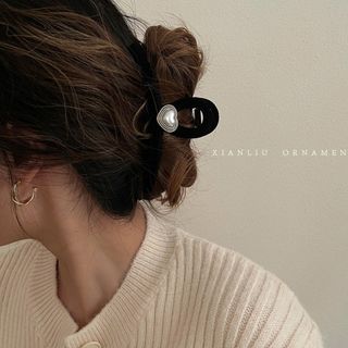 【残り1点】ヘアクリップ　レディース　かわいい　ヘアアクセサリー　限定　ブラック(バレッタ/ヘアクリップ)