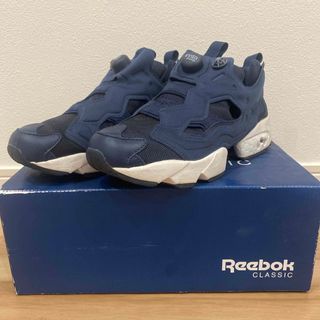 インスタポンプフューリー(INSTAPUMP FURY（Reebok）)のリーボック 25センチ　ネイビーホワイト箱付き(スニーカー)