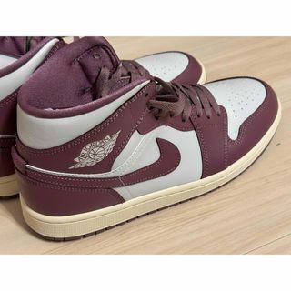 ナイキ(NIKE)の新品 Jordan 1 Mid Sky J Muave (Women's)(スニーカー)