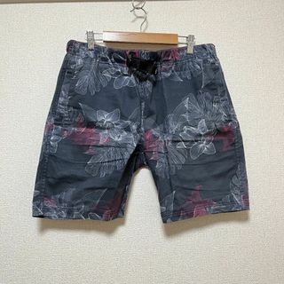 MONTLEY モーレー ハーフパンツ ショートパンツ ストレッチ 総柄(ショートパンツ)