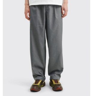 ステューシー(STUSSY)のstussy volume pleated trouser Grey(スラックス)