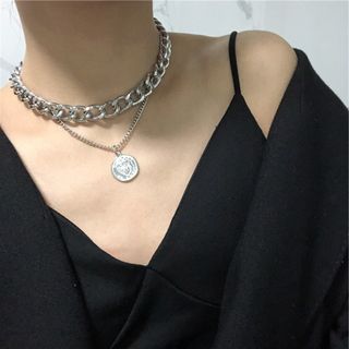 残り僅か♡　ネックレス　アクセサリー　シルバー　ダブル　ペンダント　韓国(ネックレス)