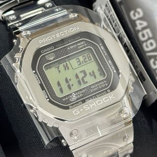 ジーショック(G-SHOCK)の国内正規品・新品未使用　GMW-B5000D-1JF フルメタルシルバーG(腕時計(デジタル))