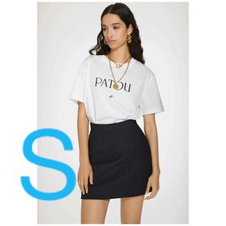 PATOU パトゥ Sサイズ　ロゴ入り 白 Tシャツ　春夏　人気(Tシャツ(半袖/袖なし))