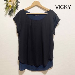 ビッキー(VICKY)のトップス VICKY(シャツ/ブラウス(半袖/袖なし))