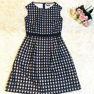 ニジュウサンク(23区)の【美品】23区　総柄　ジャガード　ワンピース　チェック　サイズ38(ひざ丈ワンピース)