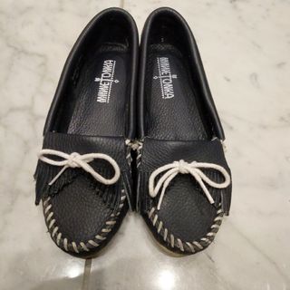 ミネトンカ(Minnetonka)のMinnetonka ミネトンカ グレー レザーシューズ モカシン(スリッポン/モカシン)