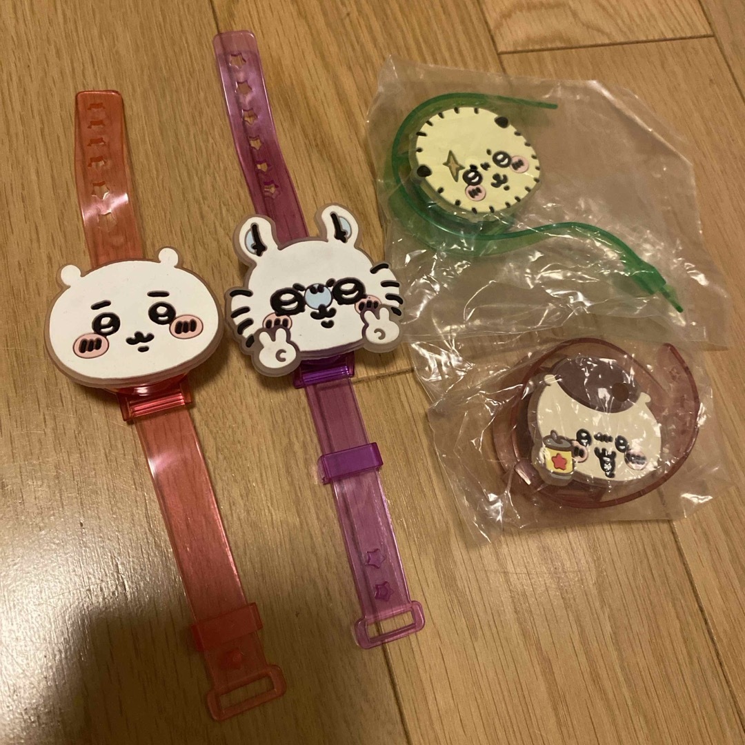ちいかわ(チイカワ)のちいかわシリーズ リストバンド エンタメ/ホビーのおもちゃ/ぬいぐるみ(キャラクターグッズ)の商品写真